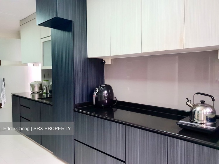 Blk 545 Hougang Avenue 8 (Hougang), HDB Executive #199689242